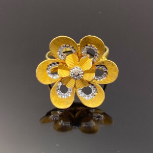 Designer 22K Flower Yellow Gold Ring