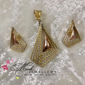 Stylish 22k Gold Pendent Set Work With White Gold